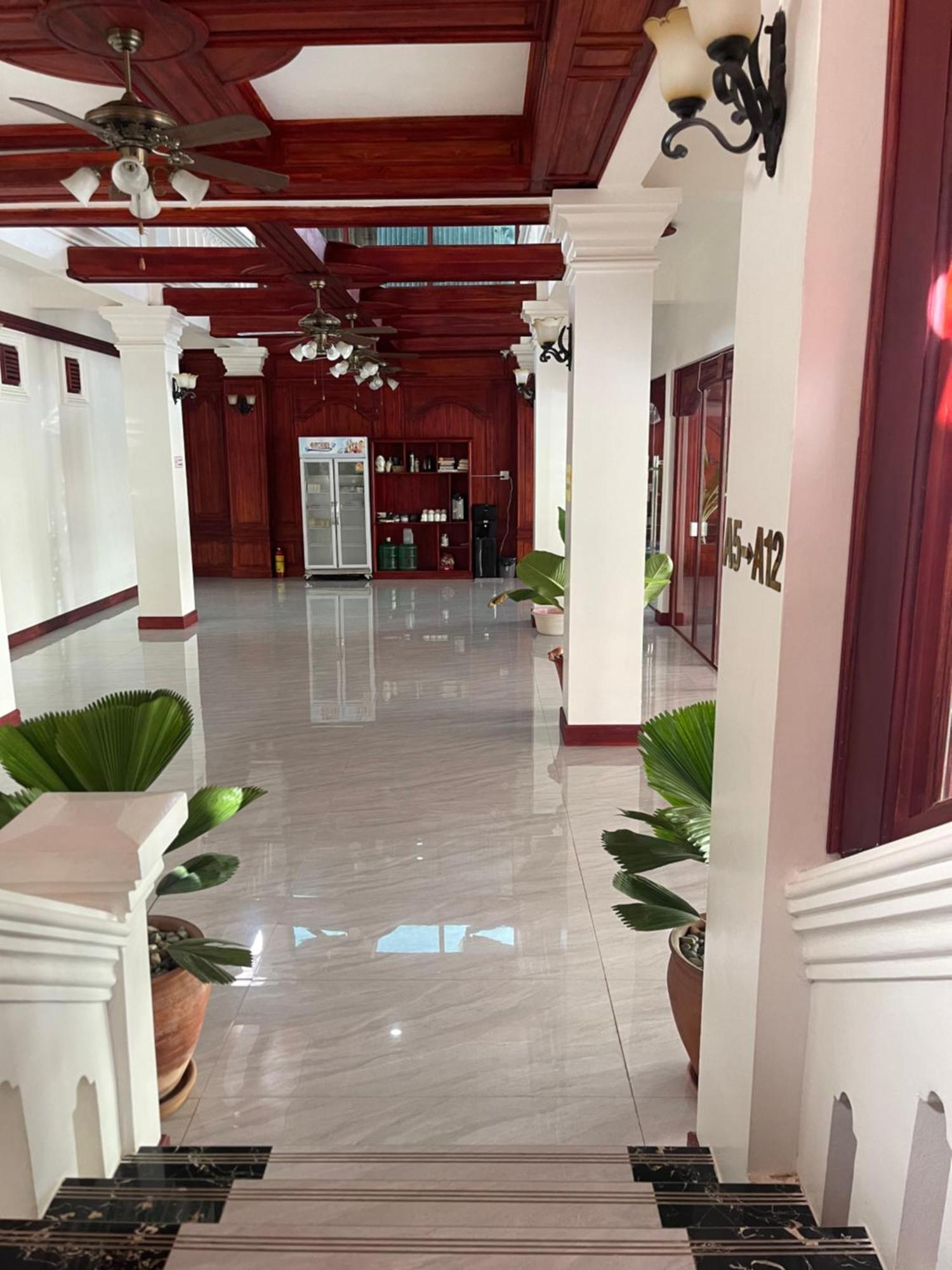 Phailin Hotel Луангпхабанг Экстерьер фото
