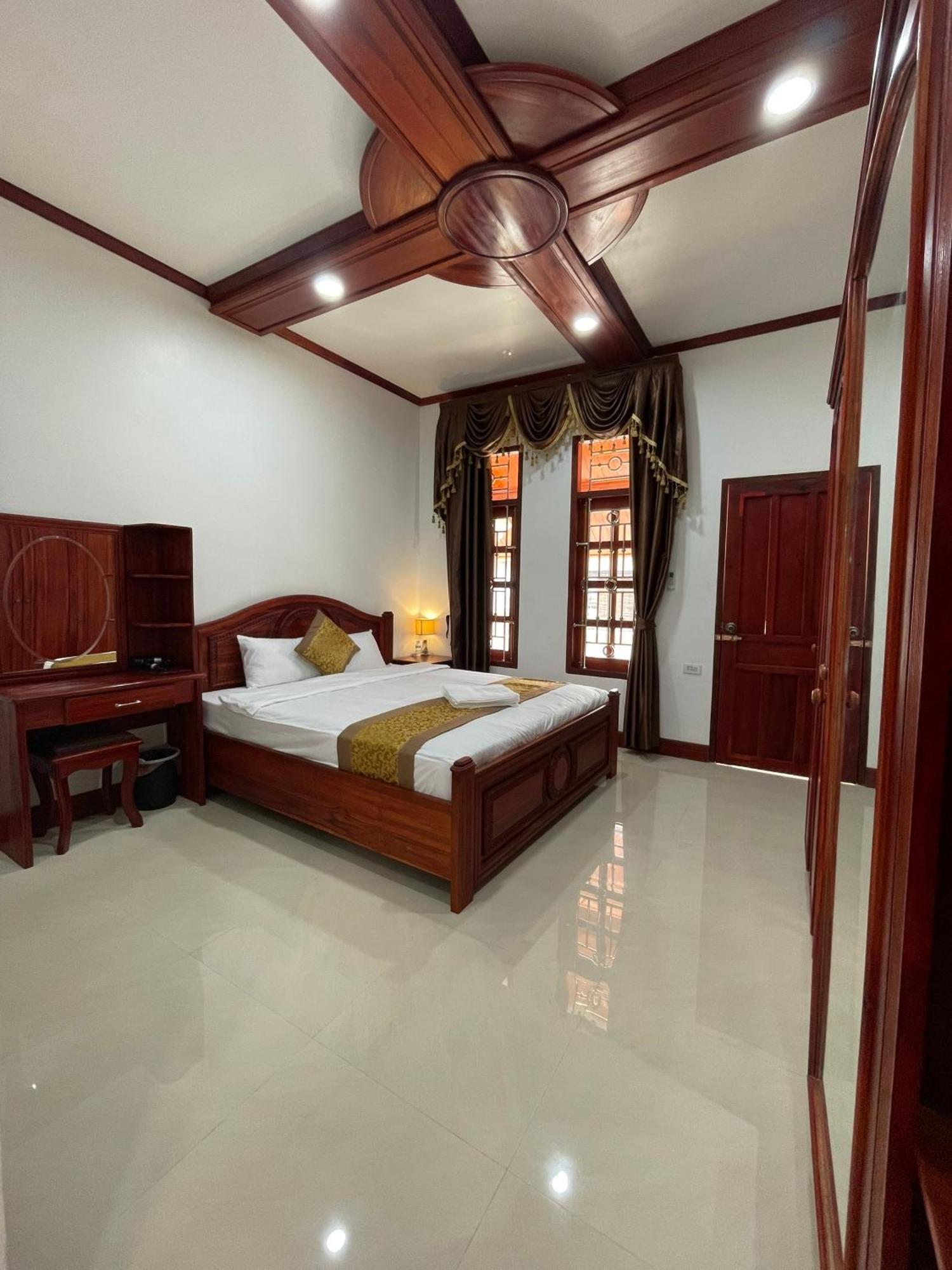 Phailin Hotel Луангпхабанг Экстерьер фото