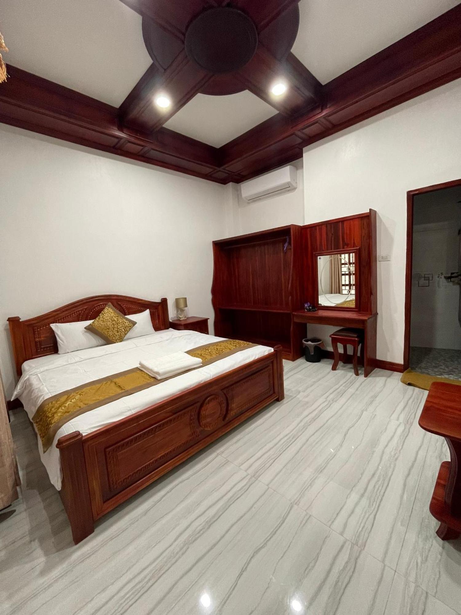 Phailin Hotel Луангпхабанг Экстерьер фото